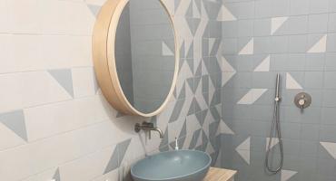 Bagno con un'originale composizione